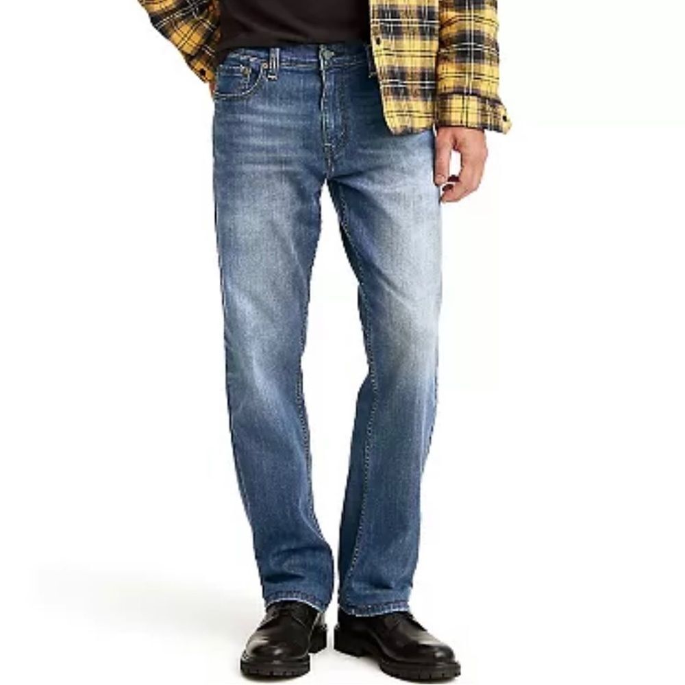 Levi’s 559 Medium Wash Relaxed Fit Straight Leg Jeans Size 36